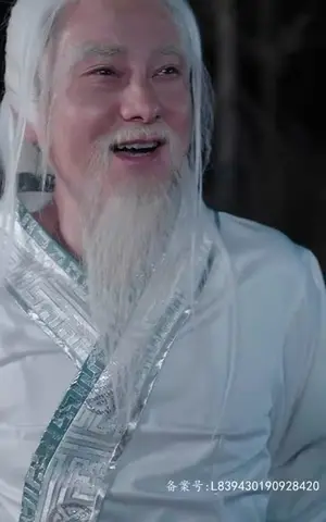 《我的爷爷是剑仙（85集）》短剧封面