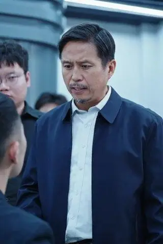 《这个乞丐会透视（125集）张闻宇＆林依燃（百度网盘）》短剧封面