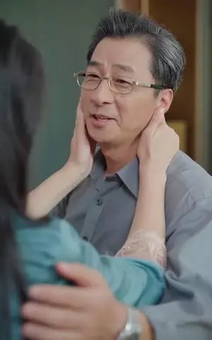 《迟来的爱（63集）王钰臻＆潘彦妃（夸克网盘）》短剧封面