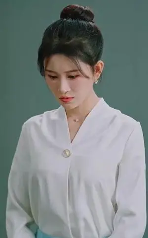 《我凭种地享誉全球（100集）韩雨轩＆远霞（夸克网盘）》短剧封面