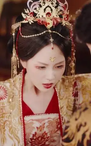 《两宫太后重生了，更改诏书换皇帝&两宫太后重生了更改诏书换皇帝（80集）张常宁&吴思君》短剧封面