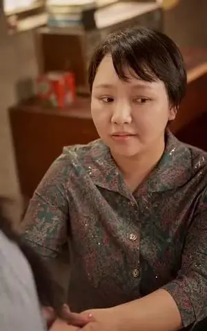 《七零替姐嫁教官，我霍霍了全家（100集）张晓宇＆邱月(1)（夸克网盘）》短剧封面