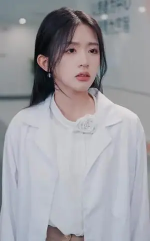 《老婆别慌，你老公是满级大佬（93集）王石&乔仙童&芷芃（夸克网盘）》短剧封面