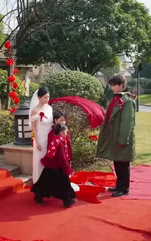 《乡村喜事猎户老公心动了（60集）崔旭阳＆郭伊慧（夸克网盘）》短剧封面