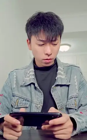 《楚枫的日记(82集)》短剧封面
