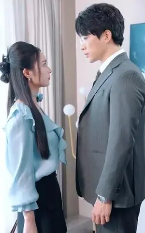 《婚色渐浓（86集）吴旭东＆夏欢亭&千歆（夸克网盘）》短剧封面