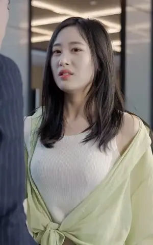 《秦爷的闪婚娇妻》短剧封面