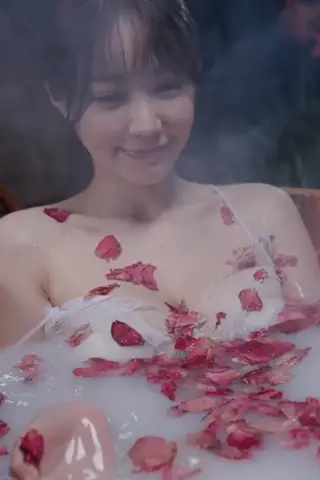 《擦边短剧：桃源小医仙（夸克网盘）》短剧封面