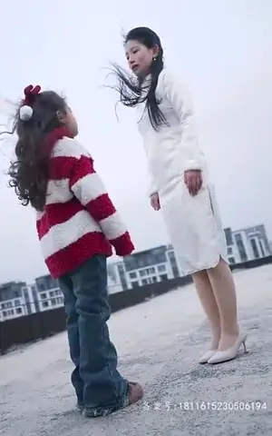 《女儿的求救信》短剧封面