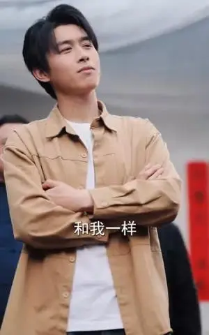 《背叛他的人求他治病（77集）严浩&刘星辰（夸克网盘）》短剧封面