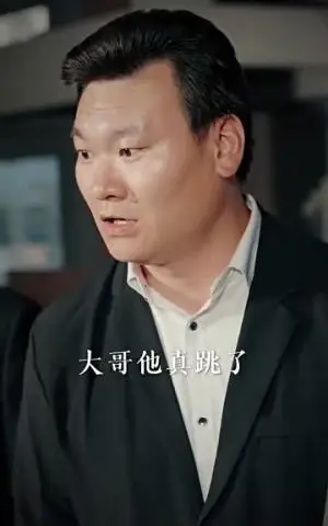《车神在上$飞驰人生之教练在上（93集）昕妍月野兔（夸克网盘）》短剧封面