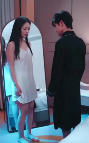 《病娇弟弟赖上我（80集）韩宇宏＆孔令婧（夸克网盘）》短剧封面