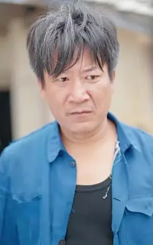 《偏爱（55集）（夸克网盘）》短剧封面