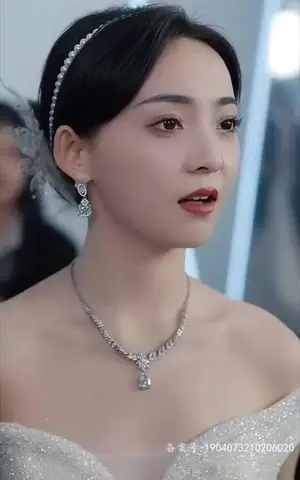 《世间始终你好》短剧封面