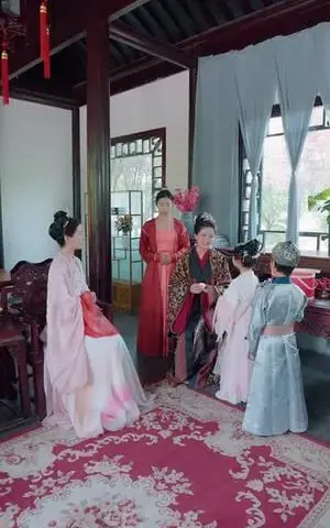 《团宠小公主靠种田成为国宝（104集）屈婉琼&夏锦沐（夸克网盘）》短剧封面