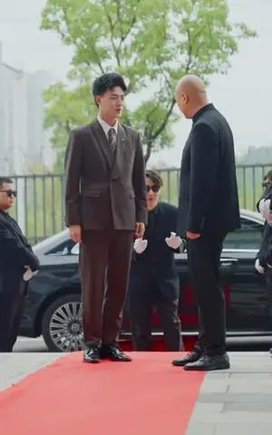 《豪门整形师：我与渣男重返青春（64集）王三北＆张灿莹（夸克网盘）》短剧封面