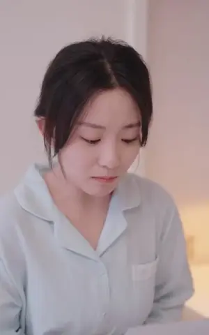 《前夫请克制，我们离婚了（98集）》短剧封面