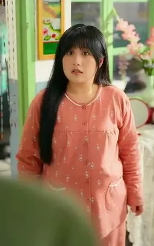《穿越后我成了厨子还送了仨崽子（92集）孙蔚琳&张志伟》短剧封面