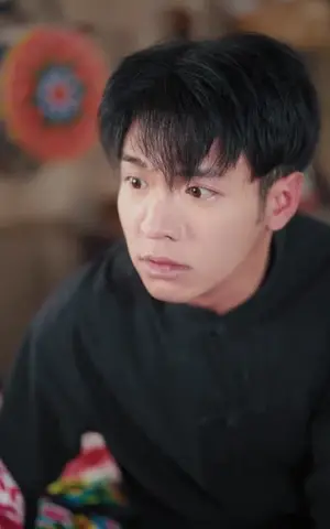 《从东北农村开始的奇妙逆袭(80集)蔡钰伦&杨依霖(夸克网盘)》短剧封面
