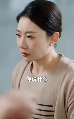 《别惹安小姐,她妈是大嫂(100集)王圻嘉&王辉(夸克网盘)》短剧封面