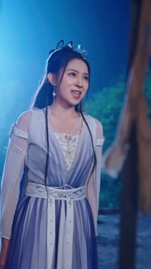 《驭兽师很稀有她一抬手万兽臣服(87集)刘钊宏&周蓉倩(夸克网盘)》短剧封面