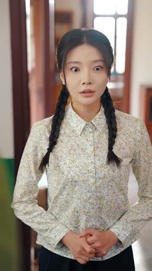 《刚退婚,首长亲孙就打了结婚报告(81集)邹盛文&李欣怡(夸克网盘)》短剧封面