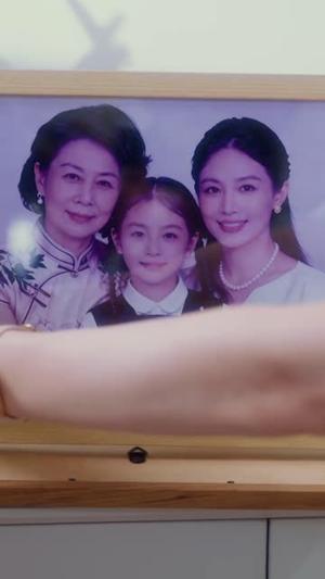 《赤霞雕流年（67集）于龙＆杨咩咩（1080P）（夸克网盘）》短剧封面