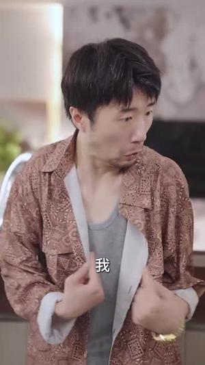 《靠系统离婚后老公全家都后悔了(100集)(夸克网盘)》短剧封面