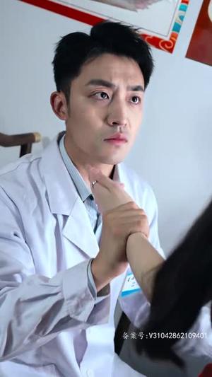 《擦边剧：娘娘请自重我真的不想代替陛下》短剧封面