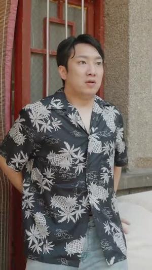 《小雨知薇(80集)(夸克网盘)》短剧封面
