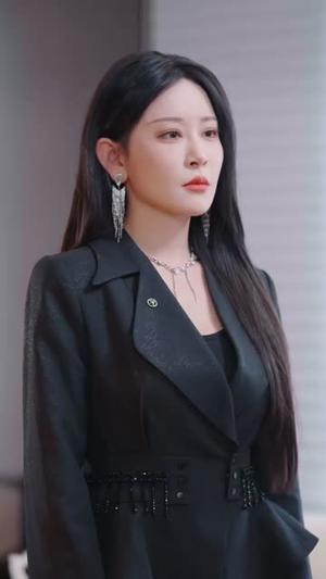 《被叛婚约，我和反派未婚妻闪婚了（80集）郝研&王艺鑫（夸克网盘）》短剧封面
