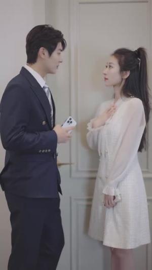 《锦瑟俭心&总裁大腿我抱定了&夫人别省了邱总不差钱(81集)艾泓辰&王格格(夸克网盘)》短剧封面