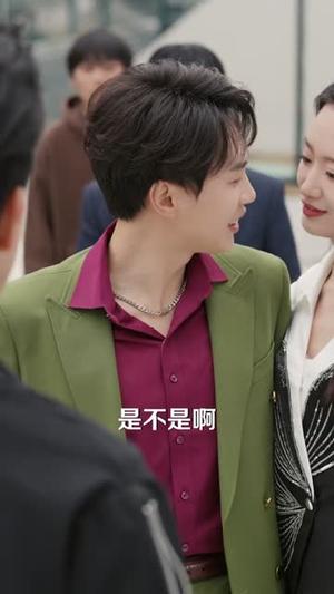 《被踹后,我可以预知未来(77集)吴倩楠&贾元琪(夸克网盘)》短剧封面