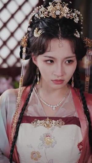 《炮灰女配逆袭成了太子妃 (82集) 常斌&赵飞雪》短剧封面