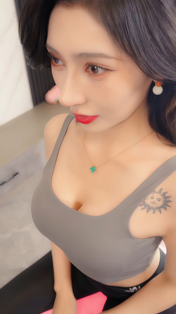 《擦边短剧:苏媚后妈&堕落天使&沉鱼落雁&堕落后妈&换爱(迅雷网盘)》短剧封面