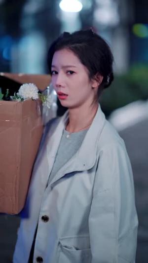 《天秤神女：从交易时间开始（120集）张玉溪＆瑾萱（夸克网盘）》短剧封面