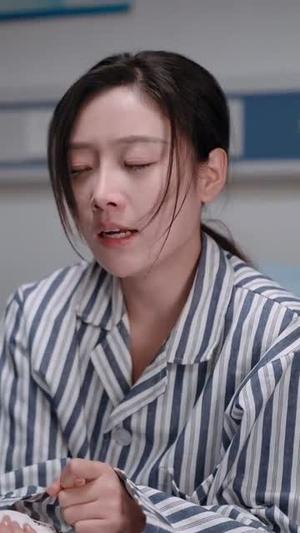 《念雨随风(60集)(夸克网盘)》短剧封面