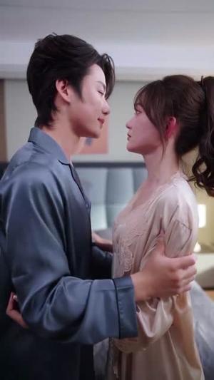 《与他半日婚甜(69集)李子杰&查祎琛(夸克网盘)》短剧封面