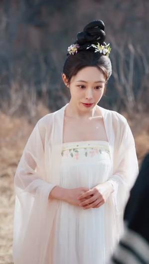 《双穿:开局面包换女仆(80集)李俊良&胡继月(夸克网盘)》短剧封面