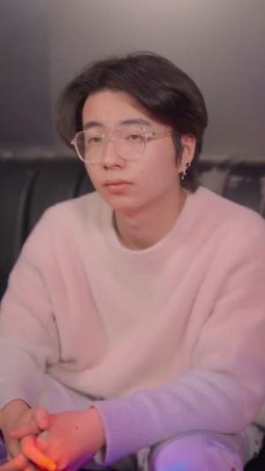 《重逢后,我被前男友强制爱了(80集)江野&林非梵(夸克网盘)》短剧封面