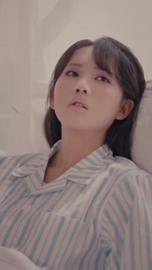 《她在七六年代乘风破浪(71集)何子雯&孙文博》短剧封面