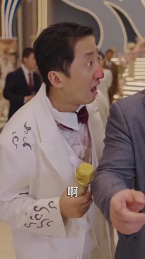 《他们叫我废物,直到我亮出银针(79集)徐彬兵&魏凡舒(夸克网盘)》短剧封面