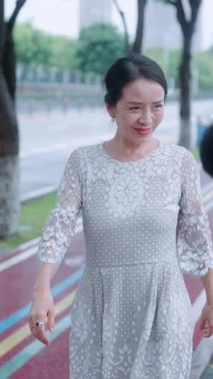 《被偷听心声后,京圈大小姐对我当众求婚(68集)路文卓(夸克网盘)》短剧封面