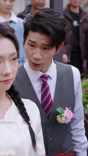 《集合,保护我方市集(61集)杨鹏丞&王云云&潘长江(夸克网盘)》短剧封面