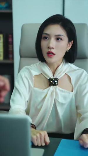 《热辣滚烫的妈咪(69集)(夸克网盘)》短剧封面