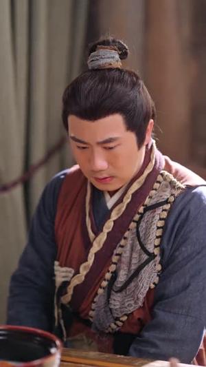 《从悍妇到神医，全家抢着给我养老（79集）椿添＆易辰铭（夸克网盘）》短剧封面