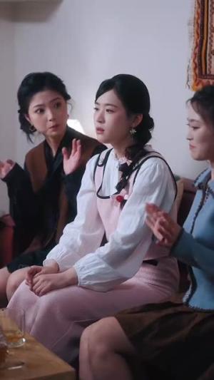 《桔梗盛开时＆她的小桔梗（92集）李泉成＆翟一莹（夸克网盘）》短剧封面