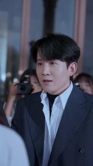 《双生（80集）（夸克网盘）》短剧封面