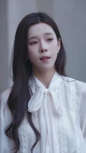 《贺夫人每天都在想离婚(90集)李思君&苏弋涵(夸克网盘)》短剧封面