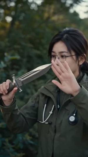 《国运求生：我的技能有亿点点多（60集）（夸克网盘）》短剧封面